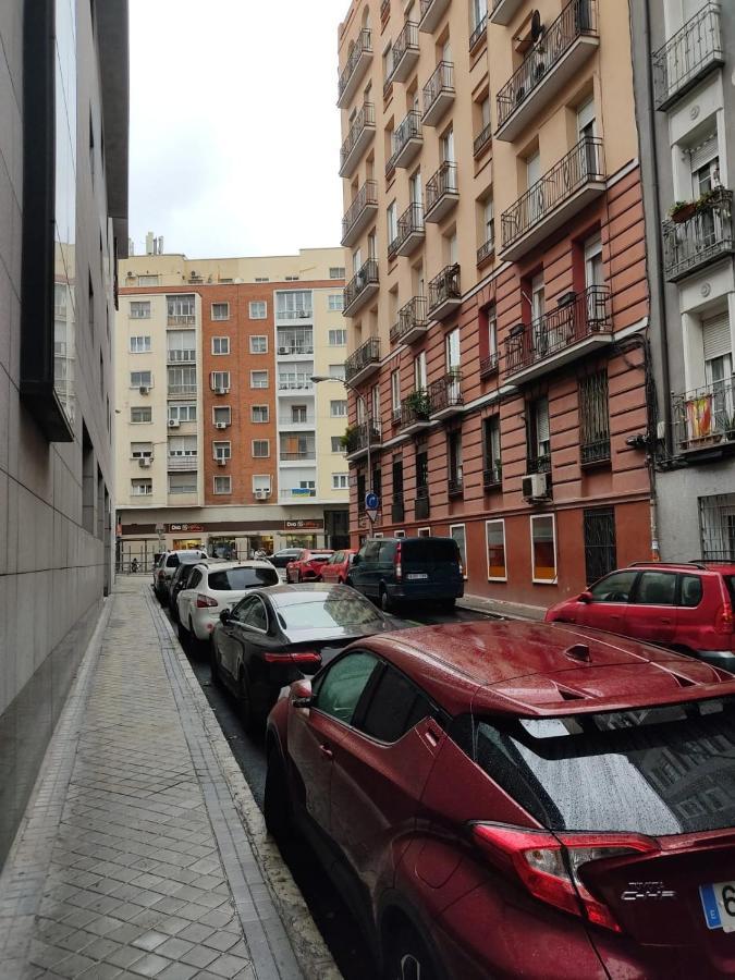 Habitaciones Luminosas Y Acogedoras مدريد المظهر الخارجي الصورة